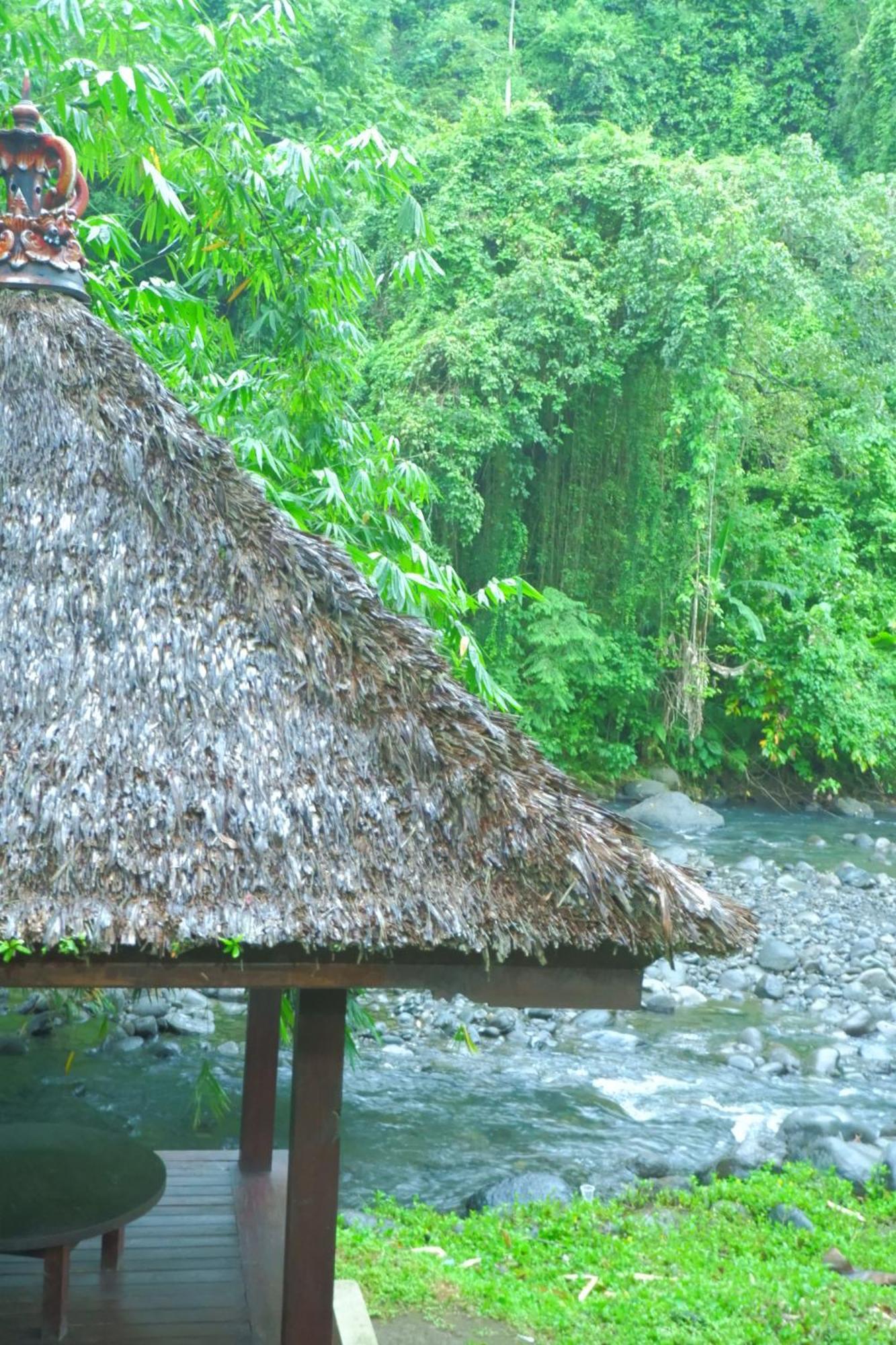 Aum Resort ปูลูกาน ภายนอก รูปภาพ